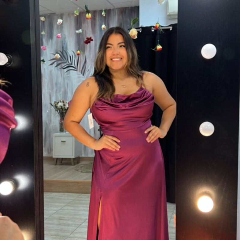 VESTIDO HOYOS